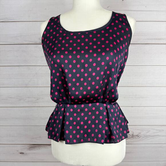 Violet and Claire Sleeveless Polka Dot Scoop Neck Button Back blouse Women’s S - Picture 1 of 4